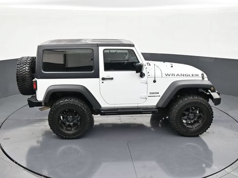 Used 2017 Jeep Wrangler Sport w/ Quick Order Package 24S AWD/4WD image 17
