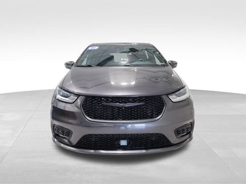 Used 2022 Chrysler Pacifica Limited w/ Uconnect Theater Family Group FWD image 5