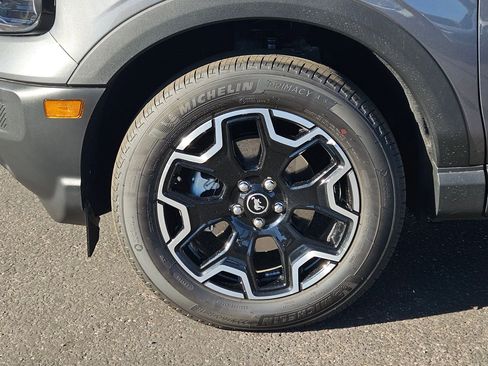 New 2025 Ford Bronco Sport Outer Banks image 7