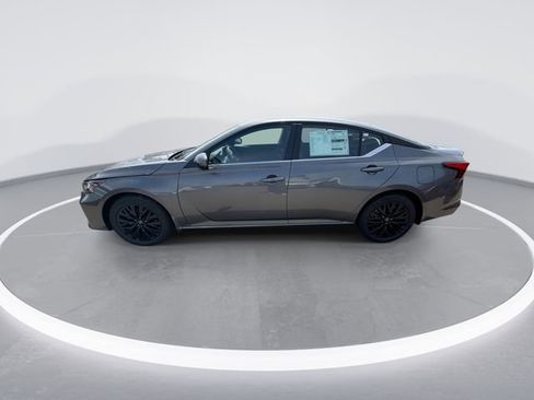 New 2026 Nissan Altima 2.5 SV image 5