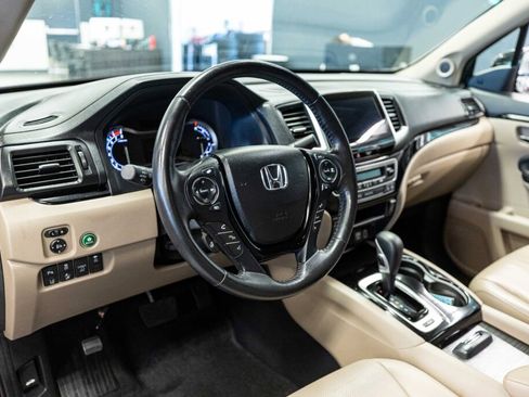 Used 2019 Honda Ridgeline RTL-E image 11