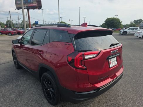 Used 2023 GMC Terrain SLE w/ Driver Convenience Package AWD/4WD image 6