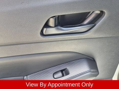 Used 2025 Nissan Altima 2.5 SV FWD image 24