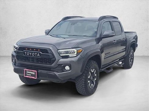 Used 2022 Toyota Tacoma TRD Off-Road image 1