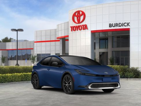 New 2026 Toyota Prius XLE FWD image 17