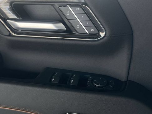 New 2026 GMC Sierra 2500 AT4 w/ AT4 Premium Plus Package AWD/4WD image 23