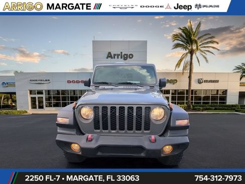 Used 2020 Jeep Gladiator Sport w/ Quick Order Package 24S AWD/4WD image 4