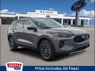 Used 2026 Ford Escape SE w/ PHEV Premium Package FWD video 1