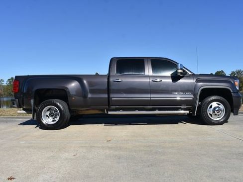 Used 2016 GMC Sierra 3500 Denali w/ Duramax Plus Package image 3
