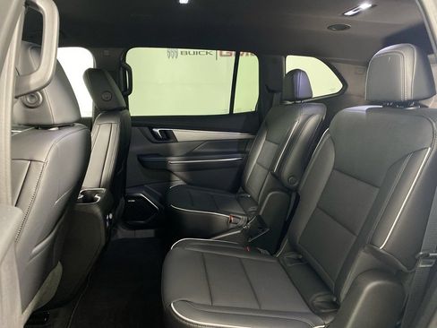 Used 2026 Buick Enclave Preferred w/ Power Package FWD image 21