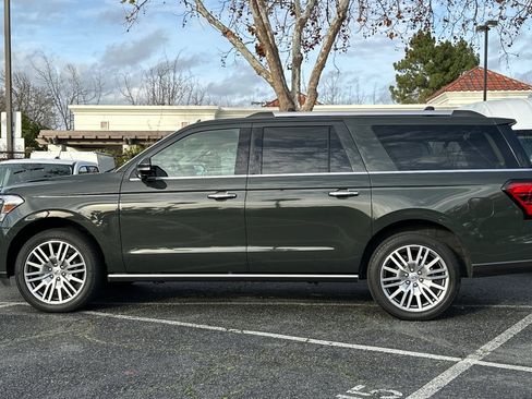 Certified 2022 Ford Expedition Max Limited image 8