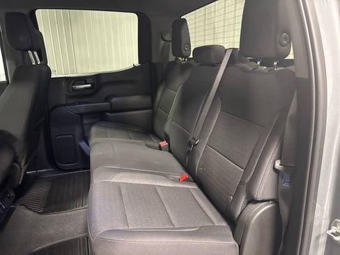 Used 2025 Chevrolet Silverado 1500 Custom image 36