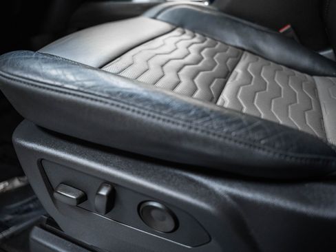 Used 2024 Chevrolet Silverado 1500 ZR2 image 44