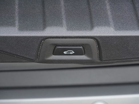 Used 2026 BMW X5 xDrive40i AWD/4WD image 39