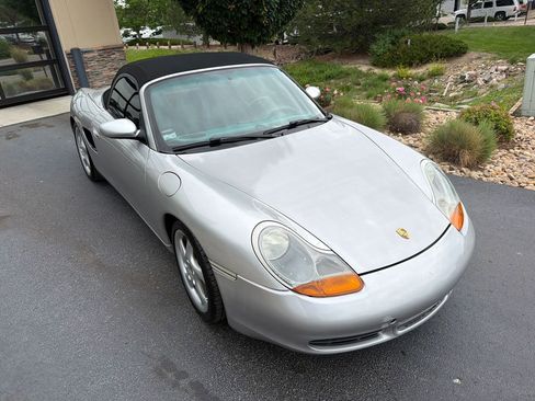 Used 2001 Porsche Boxster S RWD image 36