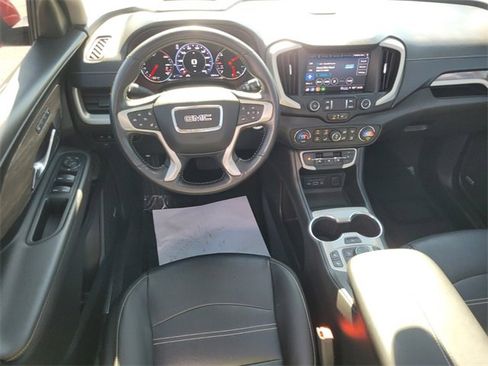 Used 2022 GMC Terrain Denali image 8