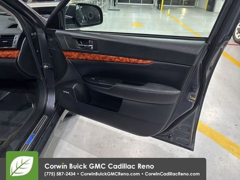 Used 2011 Subaru Outback 3.6R Limited w/ PWR Moonroof Pkg AWD/4WD image 18