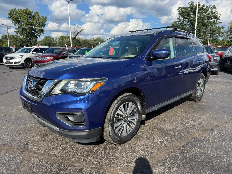 Used 2017 Nissan Pathfinder S AWD/4WD image 1
