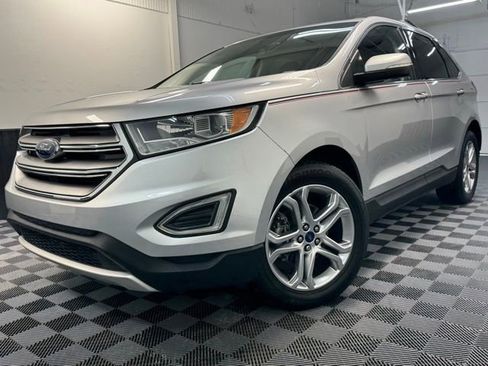 Used 2018 Ford Edge Titanium w/ Technology Package image 3