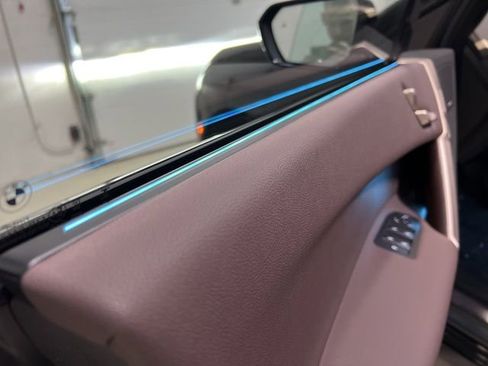 Used 2025 BMW iX xDrive50 image 46