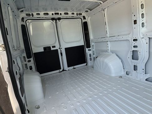 New 2026 RAM ProMaster 2500 w/ Convenience Group image 14