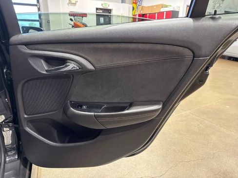 Used 2015 Chevrolet SS RWD image 20