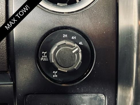 Used 2014 Ford F150 FX4 w/ Equipment Group 402A Luxury AWD/4WD image 27
