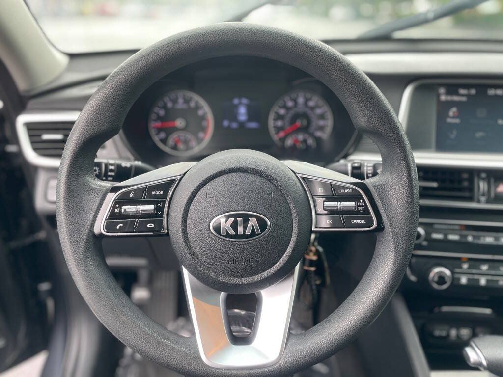 Used 2020 Kia Optima LX FWD image 10