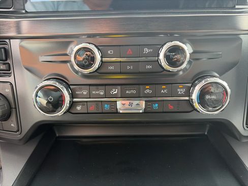 New 2026 Ford F250 Lariat w/ Black Appearance Package AWD/4WD image 33