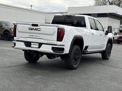 New 2026 GMC Sierra 3500 Denali w/ Denali Reserve Package AWD/4WD image 3