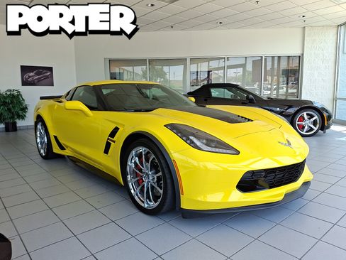 Used 2018 Chevrolet Corvette Grand Sport RWD image 1