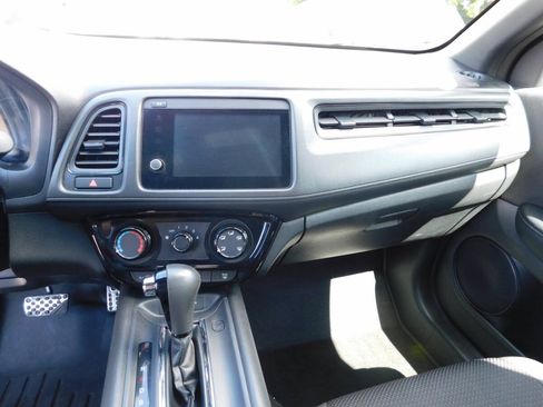 Used 2020 Honda HR-V Sport image 7