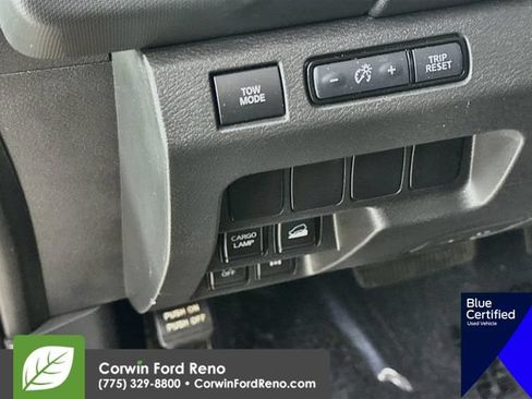 Used 2024 Nissan Frontier PRO-4X AWD/4WD image 13