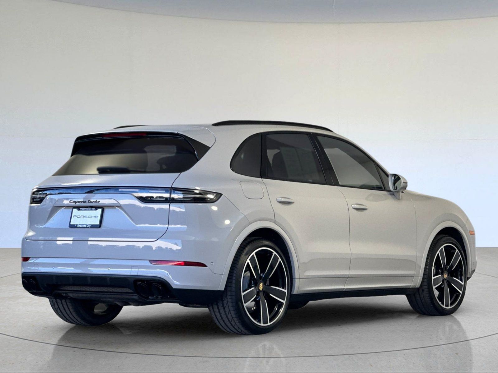 Certified 2022 Porsche Cayenne Turbo AWD/4WD image 8