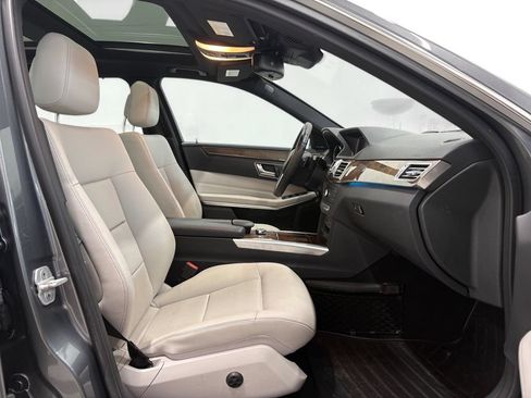Used 2016 Mercedes-Benz E 350 4MATIC Wagon image 15