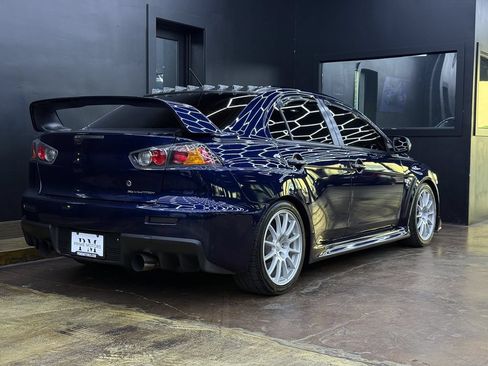 Used 2014 Mitsubishi Lancer Evolution GSR AWD/4WD image 10