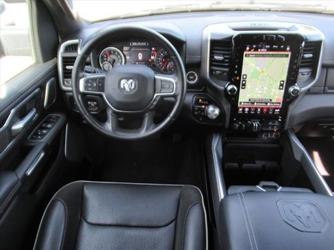 Used 2021 RAM 1500 Laramie image 13