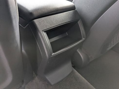 Used 2014 Subaru Outback 2.5i Premium image 10