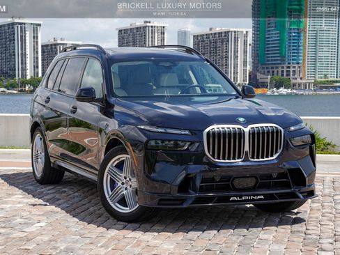 Used 2024 BMW ALPINA XB7 AWD/4WD image 2