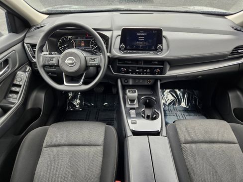 Used 2024 Nissan Rogue SV image 19