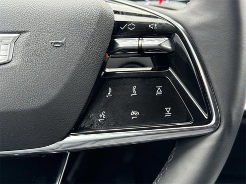 Used 2025 Cadillac Lyriq Luxury w/ LPO, Floor Liner Package image 25