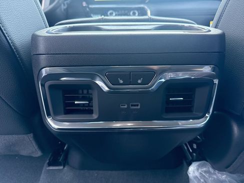 New 2026 GMC Sierra 2500 Denali w/ Denali Reserve Package AWD/4WD image 22