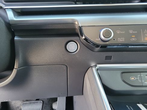 New 2027 Kia Carnival EX w/ Dark Edition Package FWD image 21