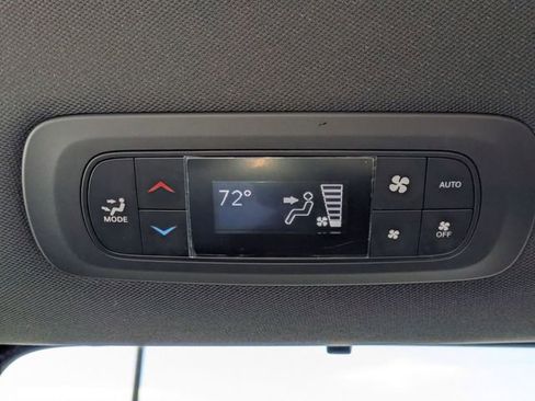 Used 2021 Chrysler Pacifica Touring w/ S Appearance Package image 30