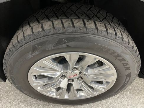 Used 2023 GMC Yukon XL Denali w/ Max Trailering Package AWD/4WD image 15