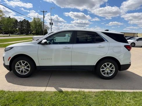 Used 2024 Chevrolet Equinox LT AWD/4WD image 4