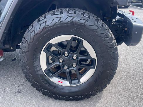 Used 2021 Jeep Wrangler Unlimited Rubicon AWD/4WD image 9