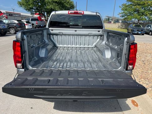 Used 2026 Chevrolet Colorado Trail Boss AWD/4WD image 23