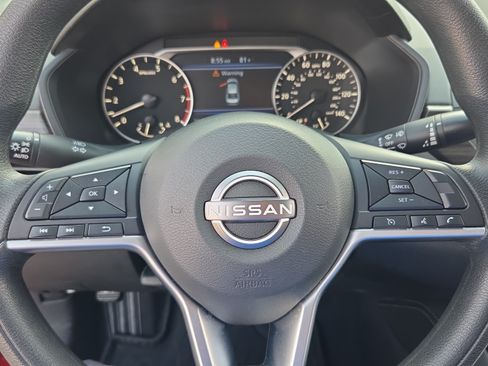 Used 2023 Nissan Altima 2.5 SV FWD image 28