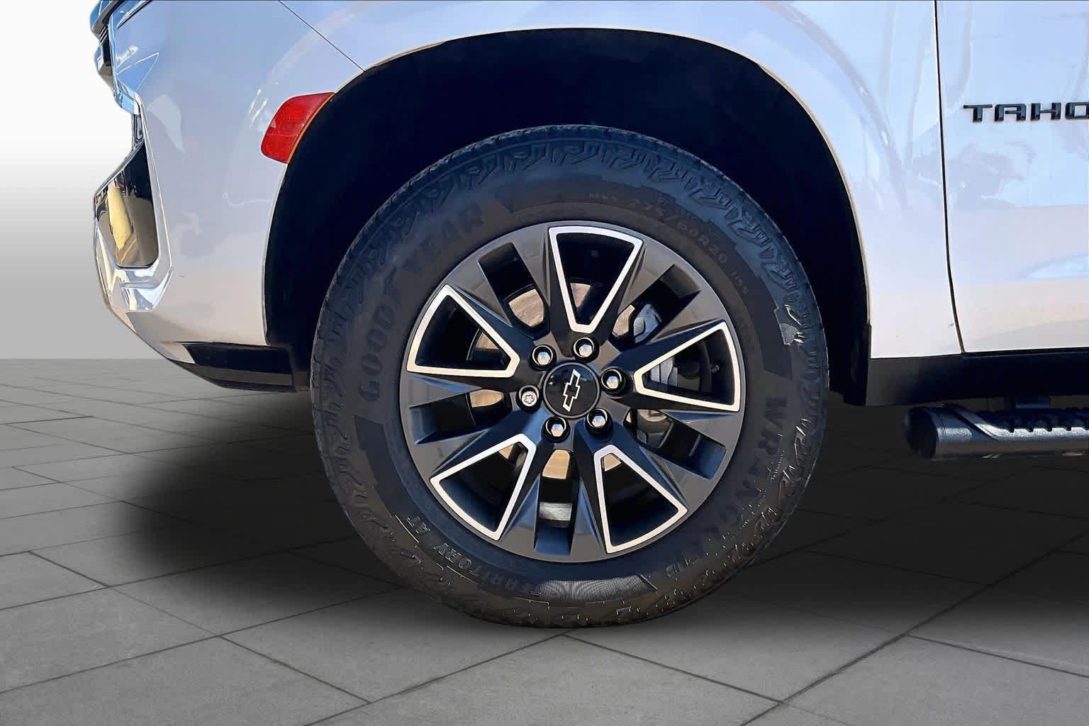 Used 2024 Chevrolet Tahoe Z71 w/ Z71 Off-Road Package AWD/4WD image 10